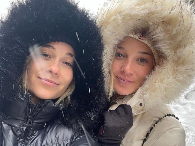 Jade Yarbrough in Aspen with sister Jasmine Stefanovic. Picture: Instagram