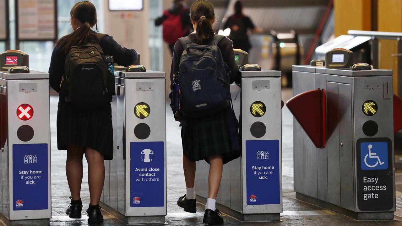 NSW officials plan regular reviews of school RAT scheme as students set to return to classrooms