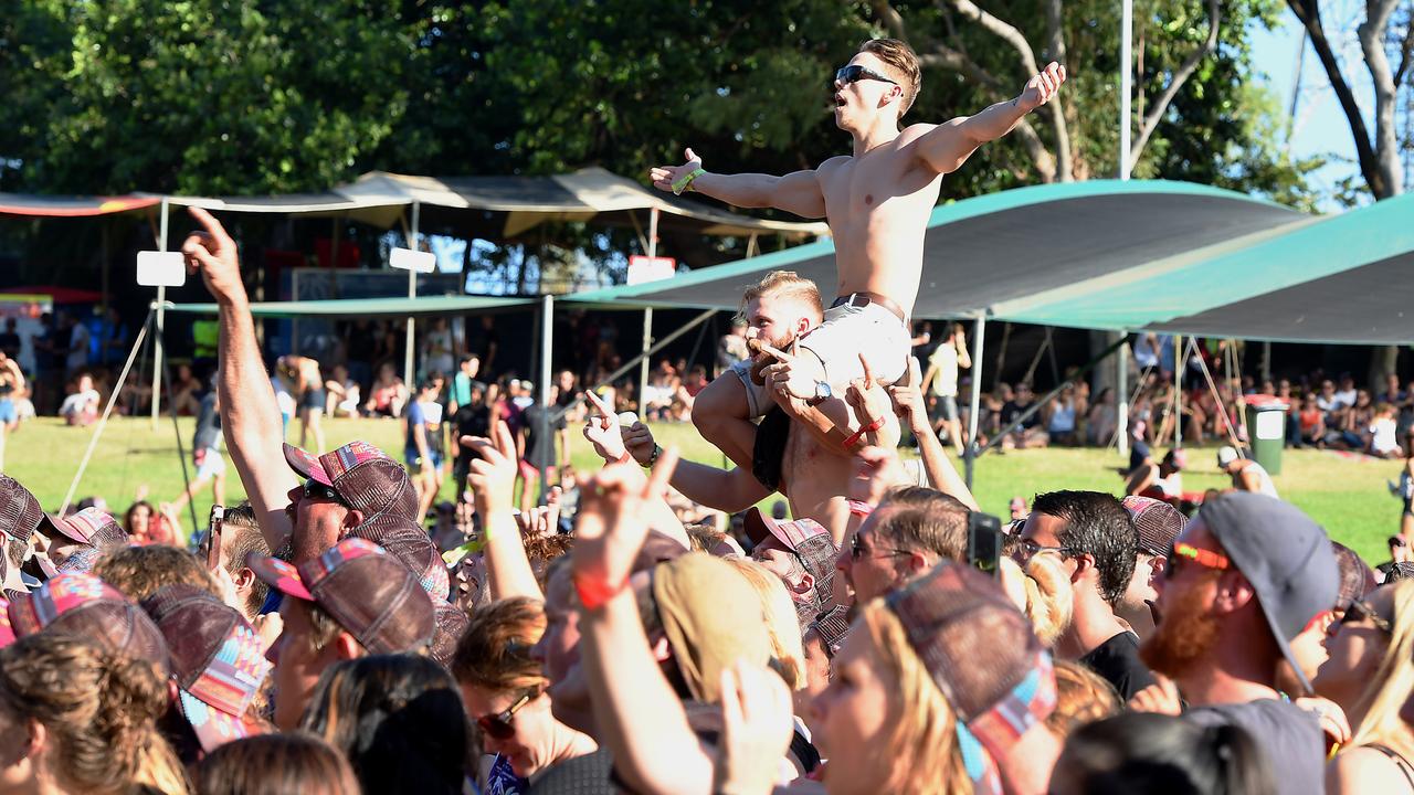 The Preatures get the crowd rocking at BASSINTHEGRASS 2015