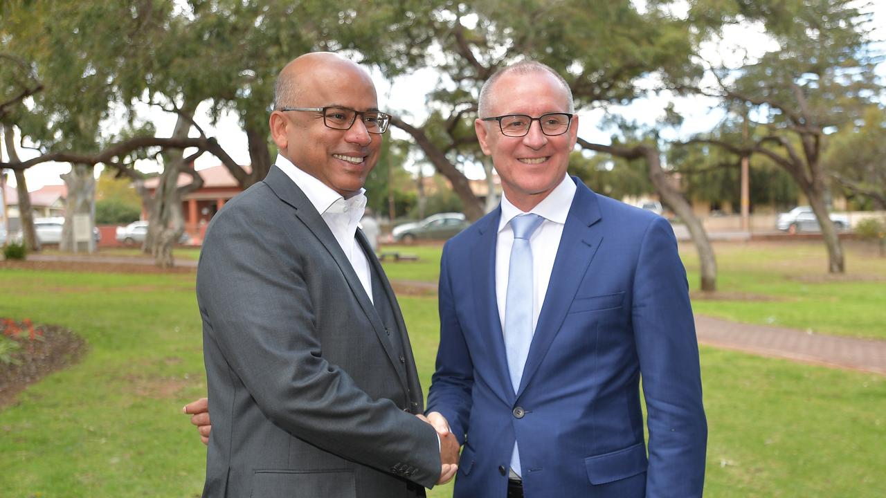 GFG Alliance executive chairman Sanjeev Gupta (left) with former SA Premier Jay Weatherill in 2017. (AAP Image/David Mariuz)