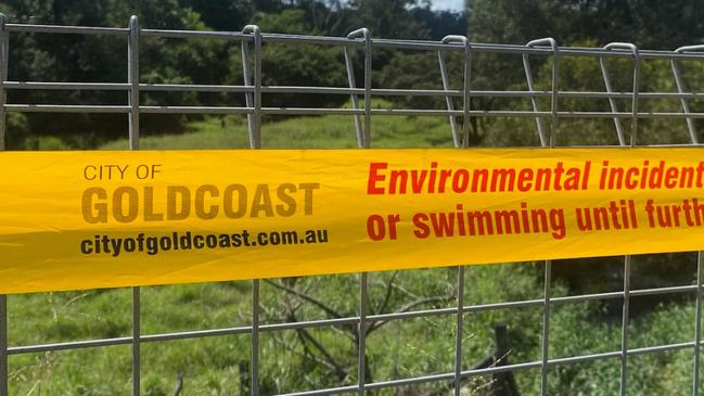 Sewer spill in the northern Gold Coast at the Albert River. Signage put up by the Gold Coast City Council.