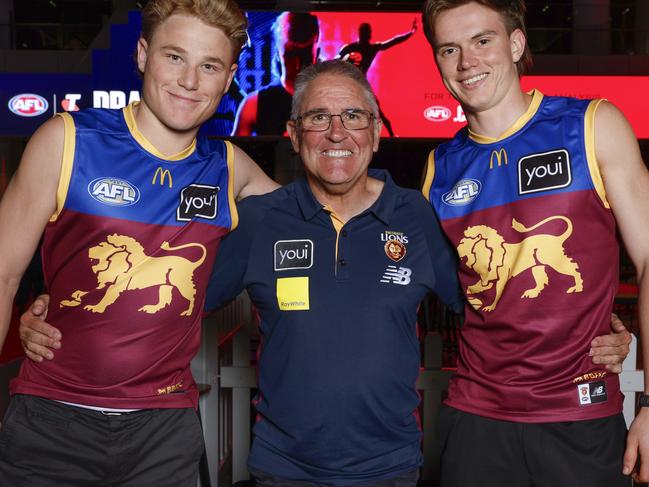 NCA. MELBOURNE, AUSTRALIA. 20th November 2024.  AFL Draft .   Chris Fagan, senior coach of Brisbane  with Levi Ashcroft and Sam Marshall after tonights draft.  Picture: Michael Klein