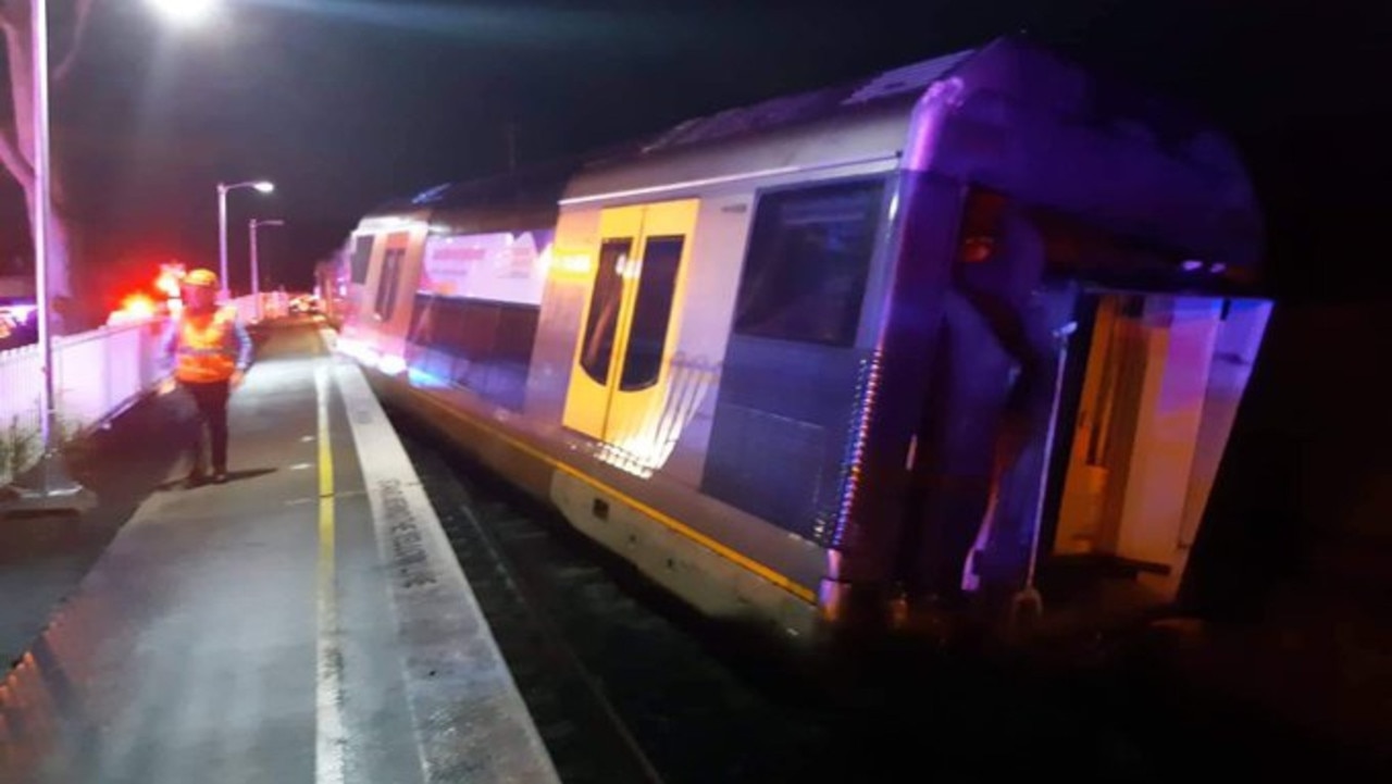 Sydney Train Crash Four People Rushed To Hospital After Rail Service Collides With Car On Track