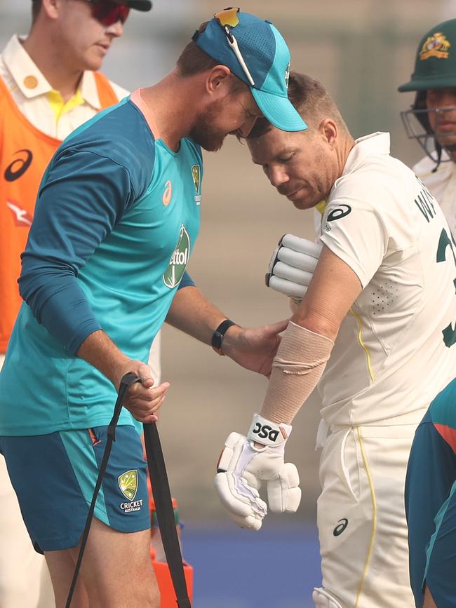 Warner’s broken elbow and concussion after a barrage of brutal short bowling from Mohammed Shami has ruled him out of the rest of the Border-Gavaskar Trophy. (Photo by Robert Cianflone/Getty Images)