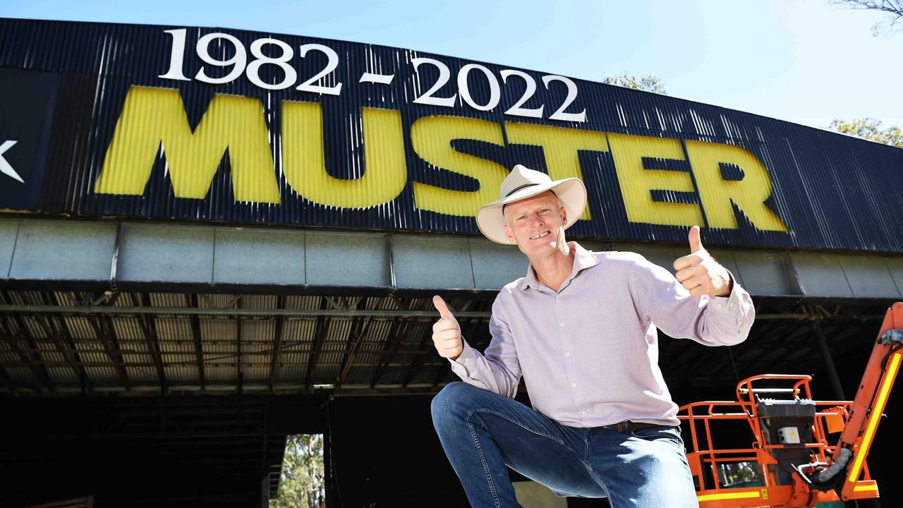 Gympie Mayor Glen Hartwig changes the year sign to 2022 at the Gympie Muster main stage. Photo: Patrick Woods.