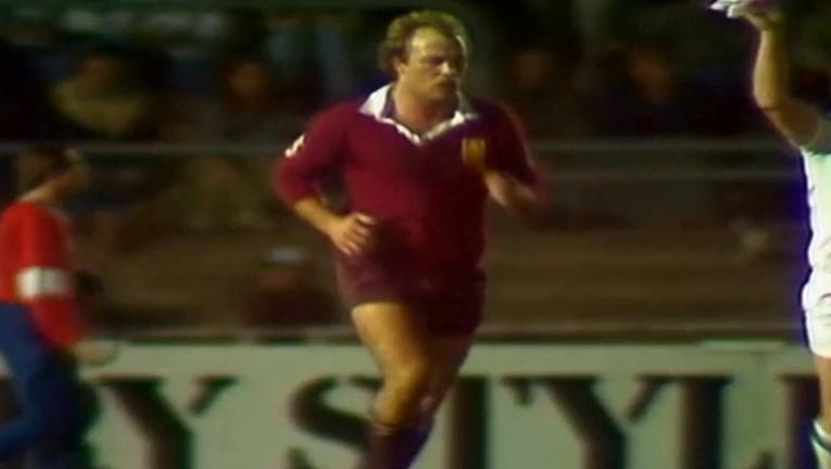 Wally Lewis in action in Game 3 of 1983