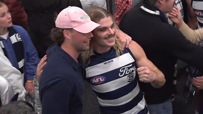 Bailey Smith posed for a photo inside the Geelong dressing room. Photo: Fox Footy.
