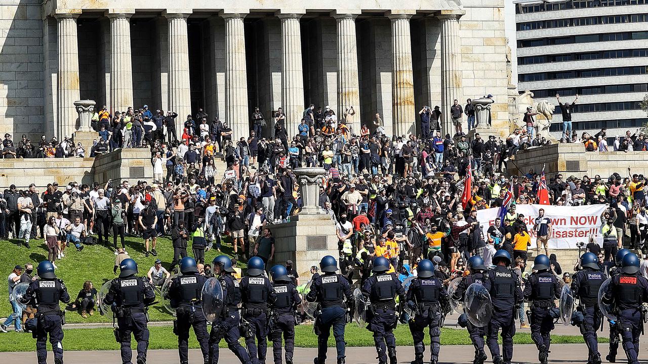 The Covid-positive protester was at the Shrine of Remembrance on Wednesday. Picture: NCA NewsWire/Ian Currie