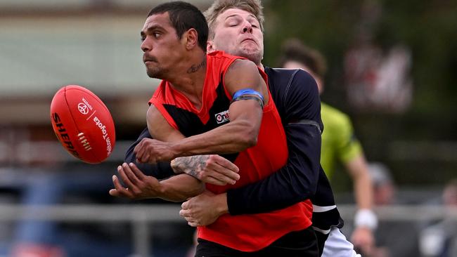 Ashley Gray in action for Western Rams. Picture: Andy Brownbill