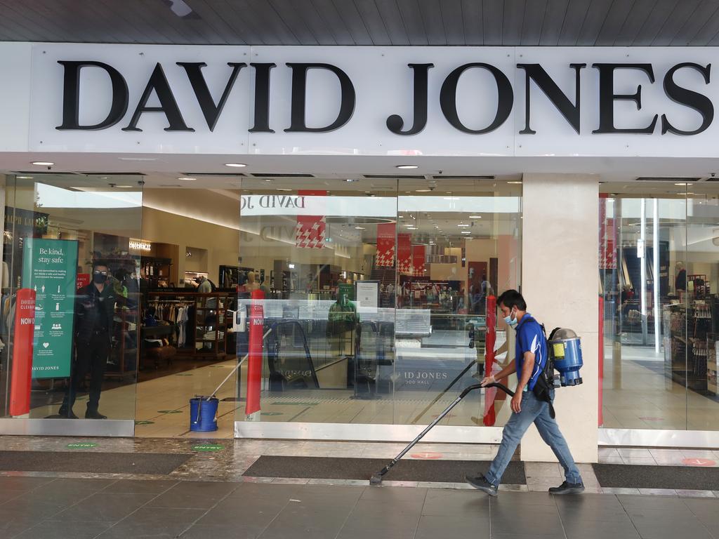 MELBOURNE, AUSTRALIA- NewsWire Photos JANUARY 21, 2021. Economic impacts of the COVID-19 pandemic in Melbourne as the national unemployment data for December is set to be released. A cleaner in front of David Jones in the Bourke street mall : Picture: NCA NewsWire/ David Crosling