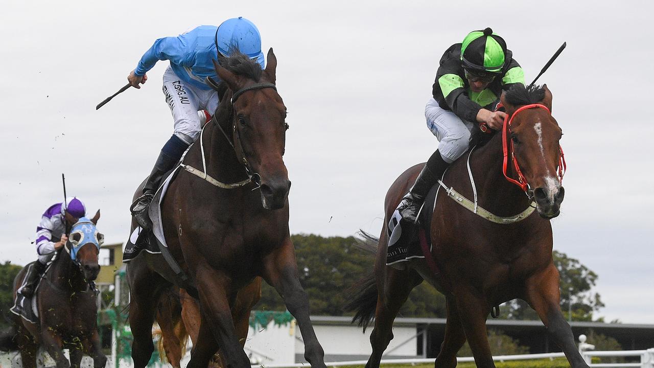 Reinvest and Stockman had a great battle over the final 200m. Picture: AAP