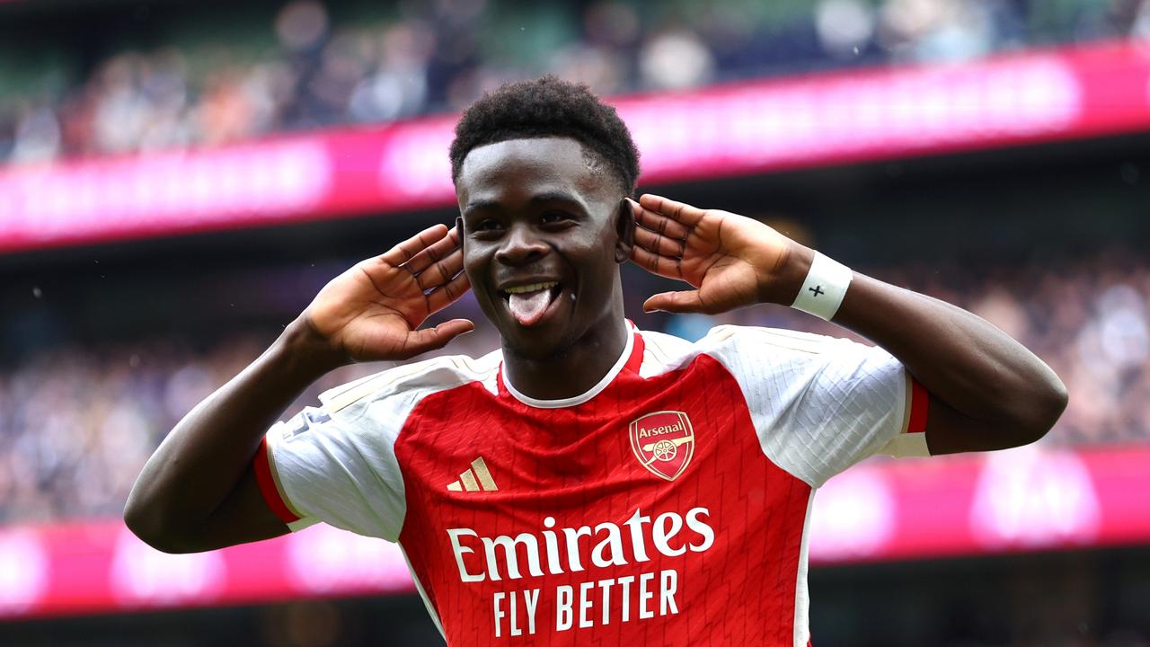 Bukayo Saka of Arsenal celebrates scoring his team's second goal. Photo by Clive Rose/Getty Images.