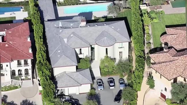 Kim Kardashian And Kanye West Sell Bel Air Home For Massive 178 Million Au