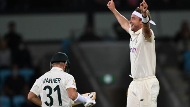 Broad knocks over Warner ... again.