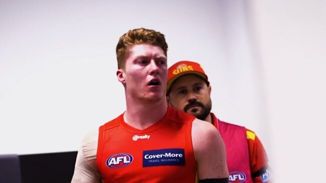 The moment Rowell realised it was more serious. Photo: AFL