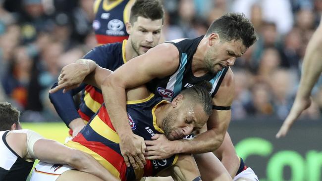 12/05/18 - AFL - Round 8, SHOWDOWN - Port Adelaide v Adelaide Crows at Adelaide Oval. Cameron Ellis-Yolmen under pressure from Travis Boak. Picture SARAH REED