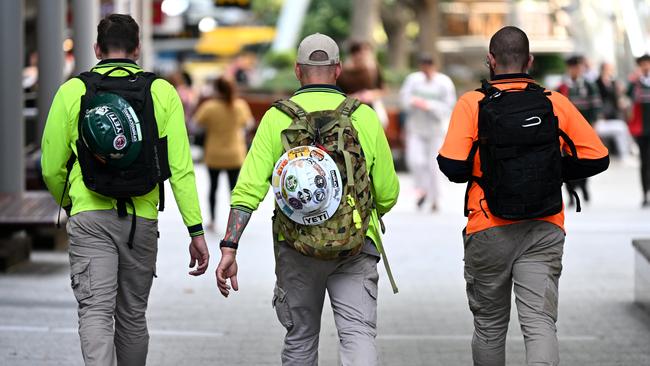 Tradies are feeling increasingly unsatisfied with working in the cities, and could soon be moving the regions in droves. Picture: NCA NewsWire / Dan Peled