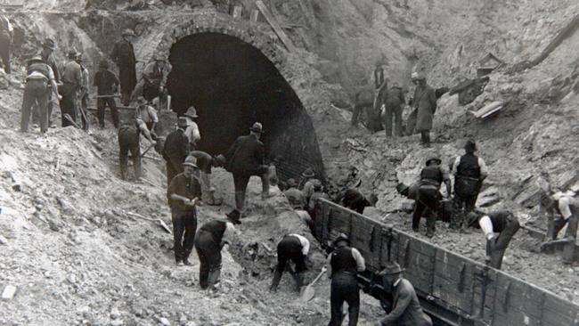 Rescue workers at the scene of the fatal tunnel collapse on the Belair line in late January, 1928. Photo: History Trust of South Australia, Glass Negatives Photographic Collection.