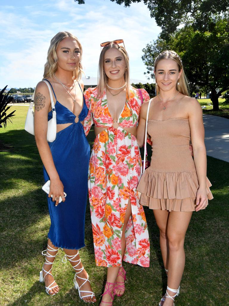 2YO Family Race day at Cluden Park. Charlie Moore, Bobbi Austin and Amy Peterson. Pictrue: Evan Morgan