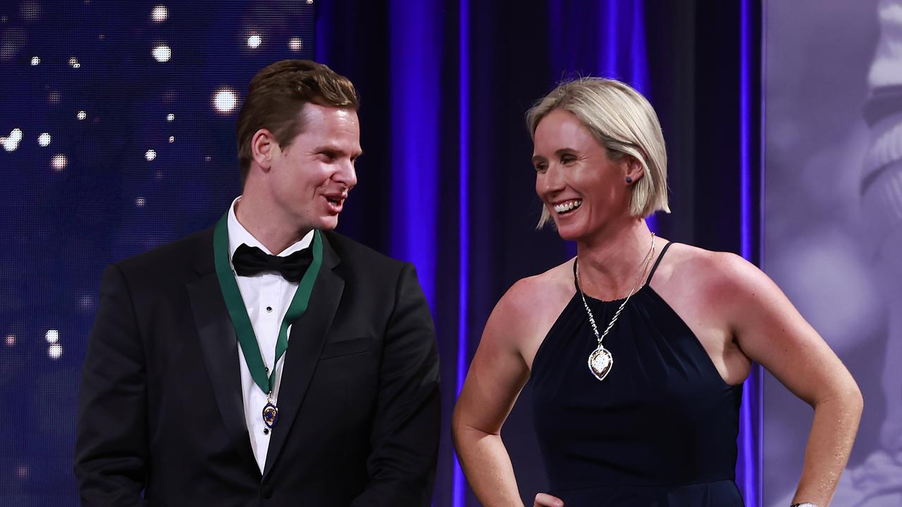 Steve Smith and Beth Mooney are champions. Photo by Mark Evans/Getty Images