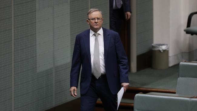 Leader of the Opposition Anthony Albanese arrives at Question. Picture: Sean Davey.