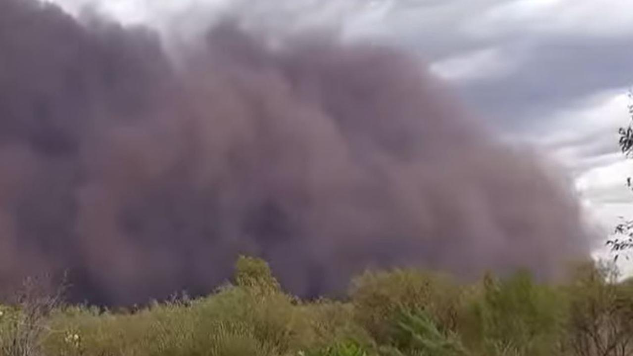 Not a Mad Max movie: Colossal Territory dust storm on video