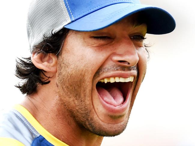 Johnathan Thurston and Ben Hampton at Cowboys training, 1300 Smiles Stadium. Picture: Alix Sweeney