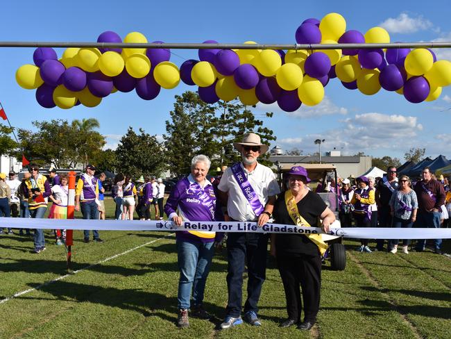 Faces of the Gladstone Relay for Life 2019 Helen Mann and Neil Golding with patron Liz Cunningham