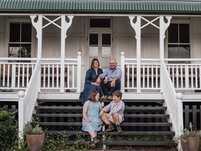 Claire and Stephen Schmidt (shown with their children) from Victoria Hill Lamb are keen to dedicate themselves to giving back to their community. (Photo: Victoria Hill Lamb)