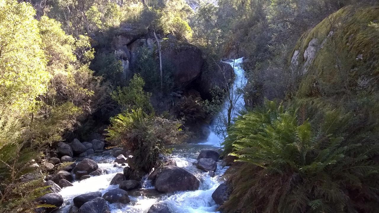 Man critical after plunging down waterfall near Mt Buffalo | news.com ...