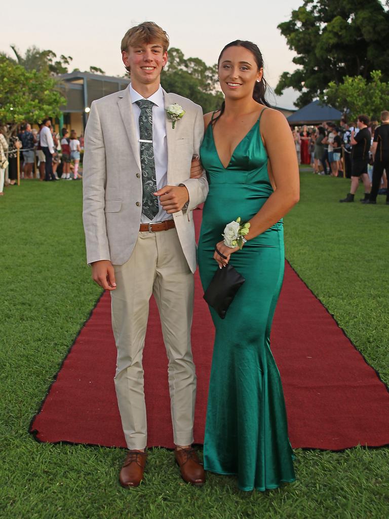 St Brendan’s College Yeppoon Students Step Out For Formal 