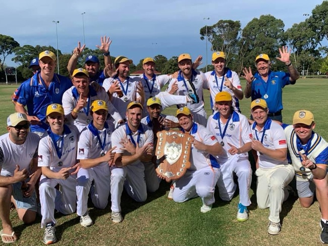 East Sandringham with the Longmuir Shield. 