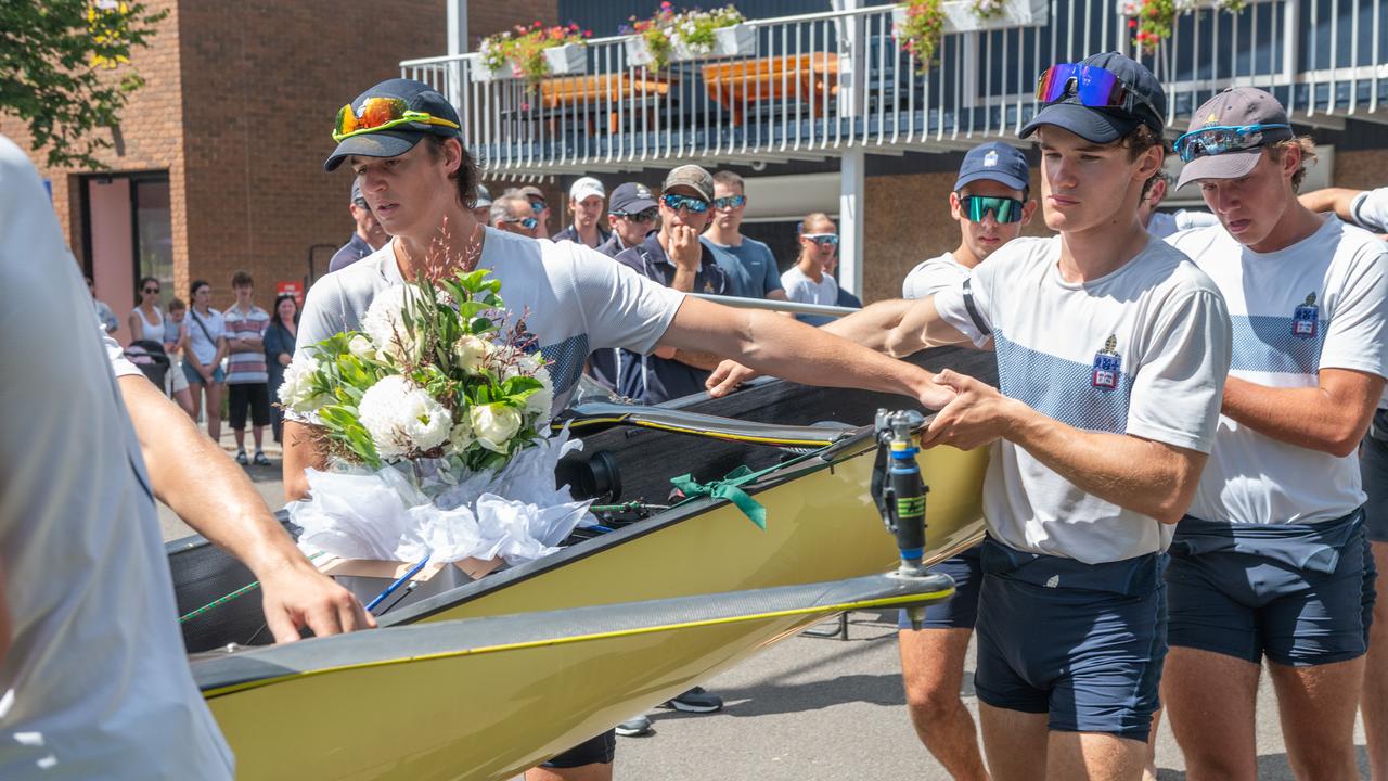 Tears shed as Melbourne Grammar rowers make tribute to fallen mate