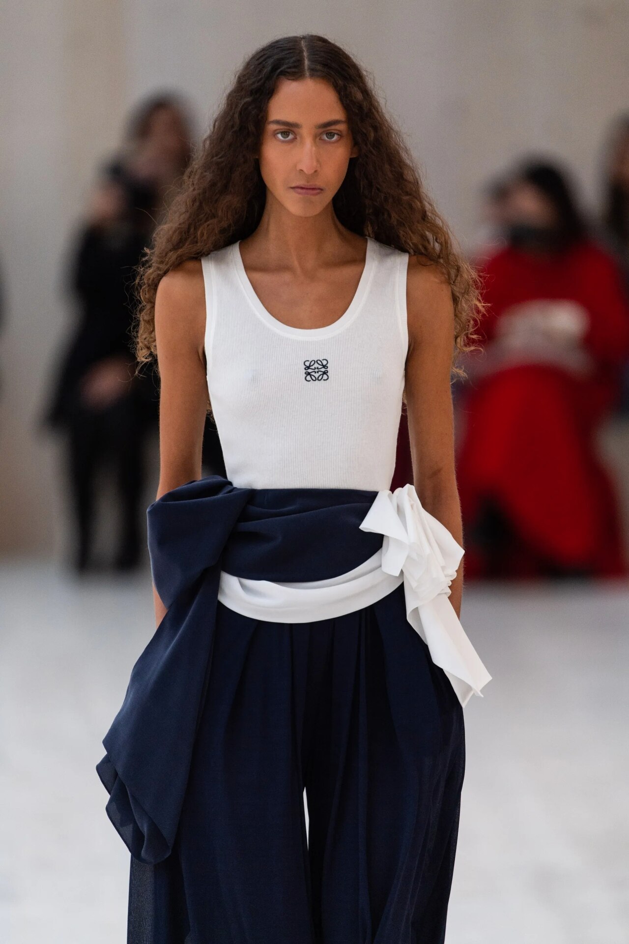 Designer Marc Jacobs reportedly bagging Louis Vuitton