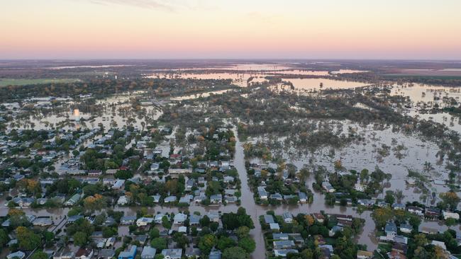 Flood cuts: Licensing would cut by about third the volume of water northern NSW floodplain harvesters can take.