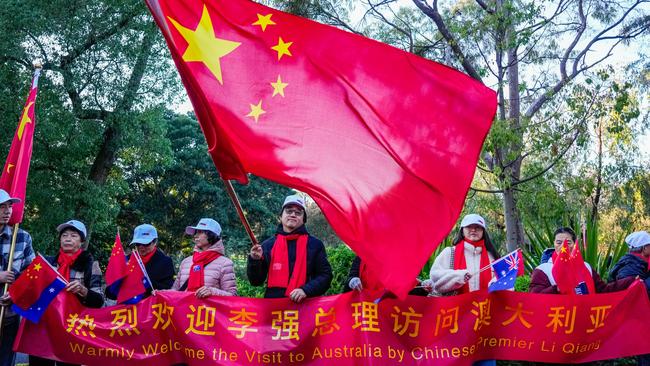 Supporters welcoming Premier Li to Adelaide Zoo. Picture: Asanka Ratnayake/Getty Images