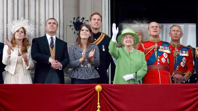 Princess Beatrice, Prince Andrew, Duke of York, Princess Eugenie, Prince William, Queen Elizabeth II, Prince Philip, Duke of Edinburgh and Prince Charles watch a flypast from the balcony of Buckingham Palace during the annual Trooping the Colour Parade in 2007.