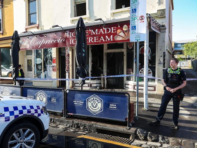 MELBOURNE, AUSTRALIA, NewsWire Photos. JANUARY 4, 2023. Police on scene after a suspicious fire at Gelateria ice cream shop in Nelson Place Williamstown.  Picture: NCA NewsWire/Ian Currie