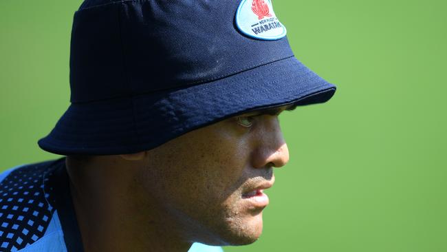 NSW Waratahs player Karmichael Hunt takes part in a training session in Sydney, Tuesday, January 29, 2019. (AAP Image/Dan Himbrechts) NO ARCHIVING