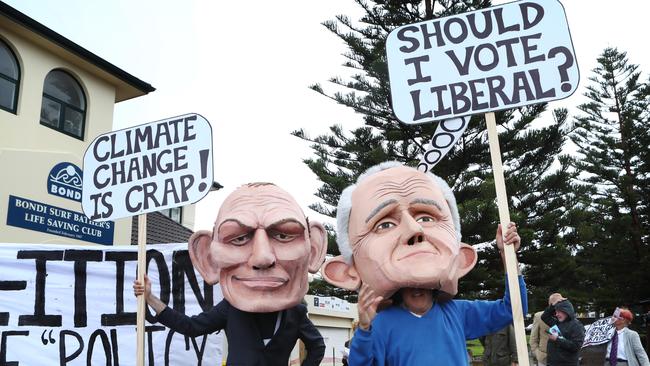 GetUp! protesters dressed as Tony Abbott and Malcolm Turnbull, outside a Wentworth by-election debate. Pic: Hollie Adams