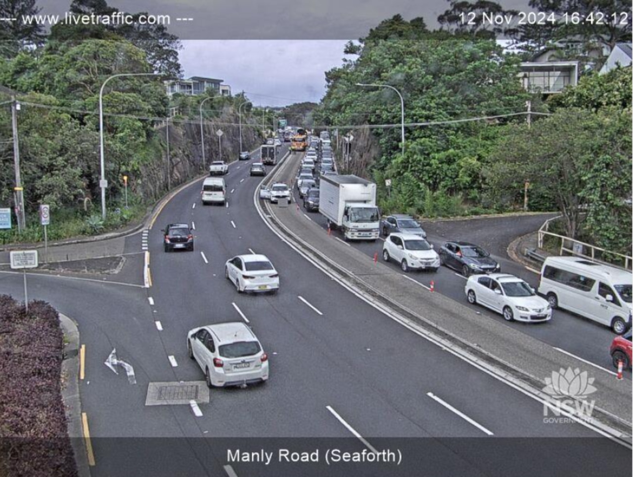 Major crash causes delays on the Northern Beaches