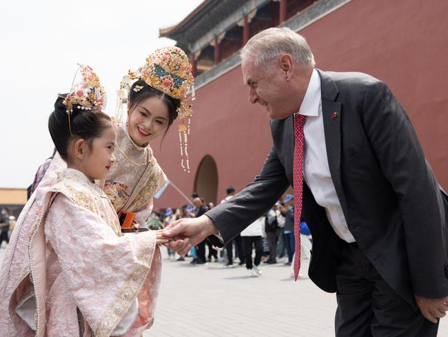 12/05/2023 Senator the Honourable Don Farrell, Minister for Trade and Tourism, tours the Forbidden City in Beijing as a guest of the Chinese Ministry of Commerce. Credit: DFAT Michael Godfrey