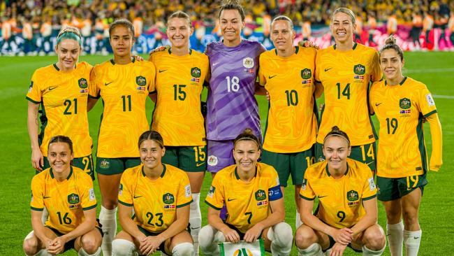 SYDNEY, AUSTRALIA - AUGUST 07: Team Australia poses for a photo ahead of the FIFA Women's World Cup Australia & New Zealand 2023 Round of 16 match between Australia and Denmark at Stadium Australia on August 07, 2023 in Sydney, Australia. (Photo by Andy Cheung/Getty Images)