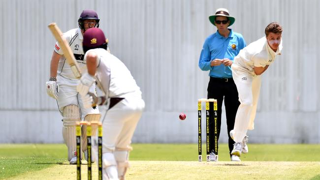 Wests bowler Tom Whitney Ipswich Vs Wests Saturday December 3, 2022. Picture, John Gass