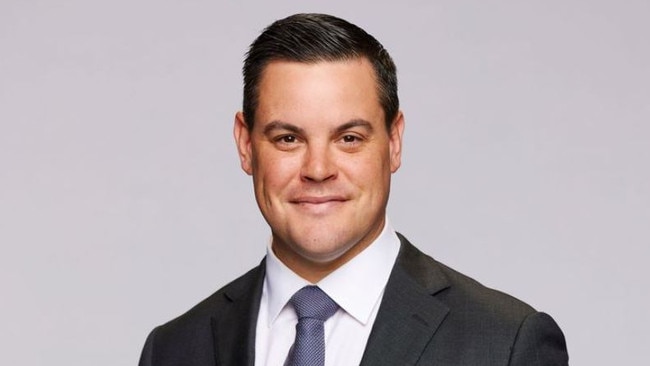 Chris O’Keefe makes major announcement live on 2GB drive shift.