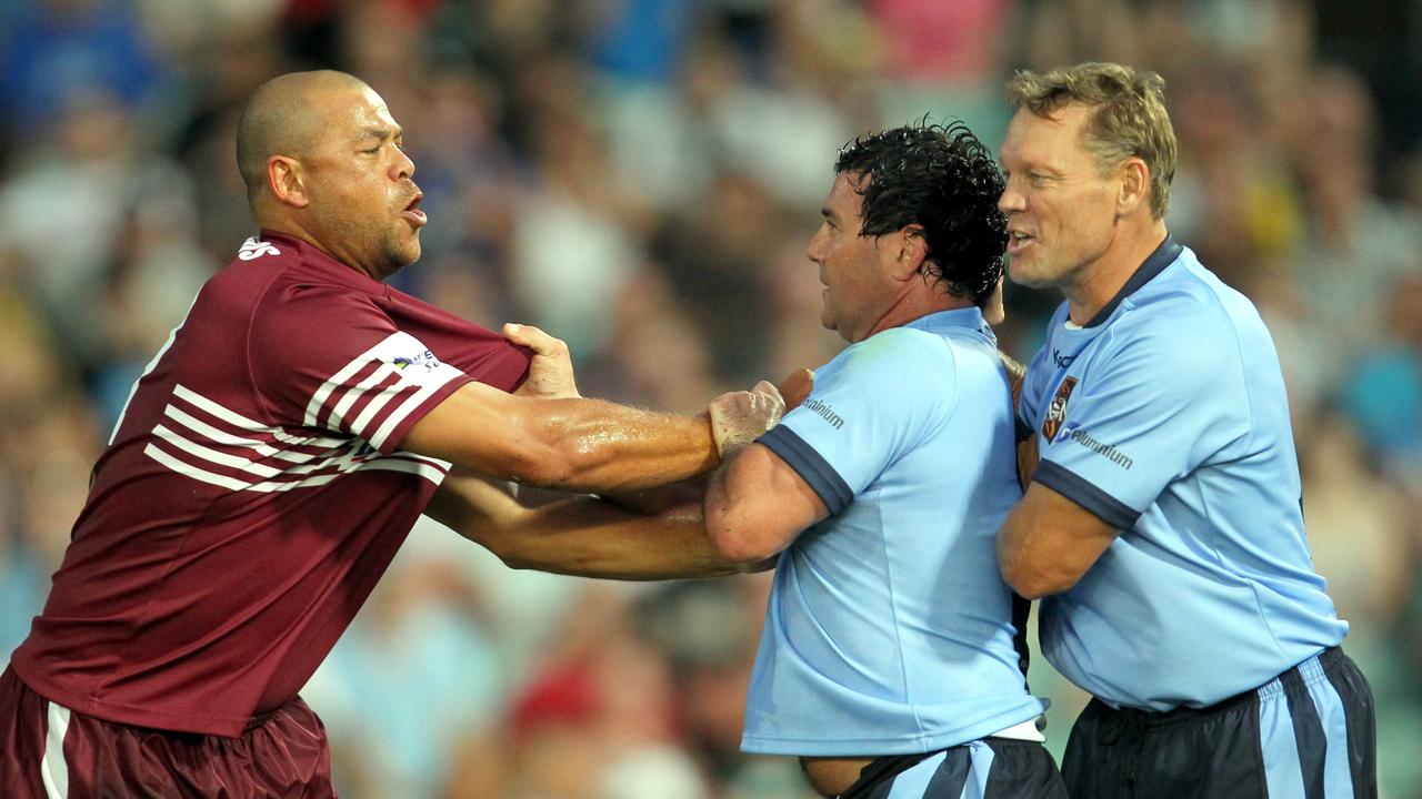 Andrew Symonds picks a fight with Benny Elias during the NSW Legends v QLD Legends at Parramatta Stadium in aid of the Queensland Floods appeal.