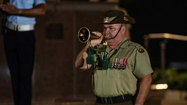 109 years after the Gallipoli landings, Territorians gather in Darwin City to reflect on Anzac Day. Picture: Pema Tamang Pakhrin