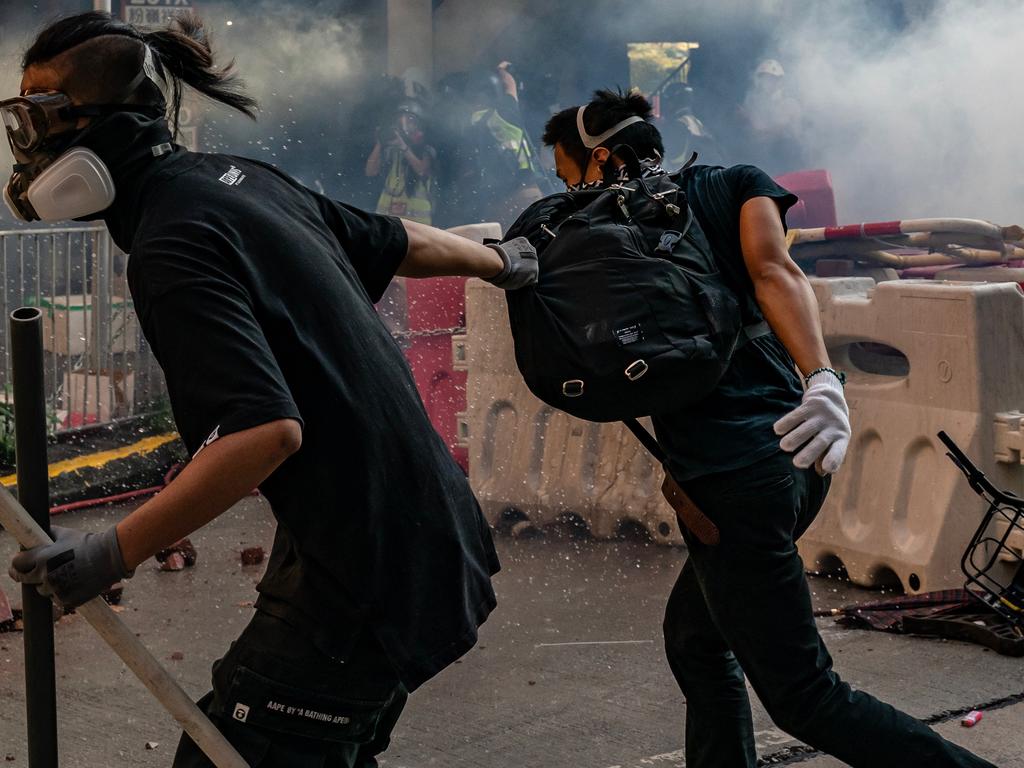 Hong Kong Protests Police Arrest Protesters Fire Tear Gas Use Pepper Spray Au