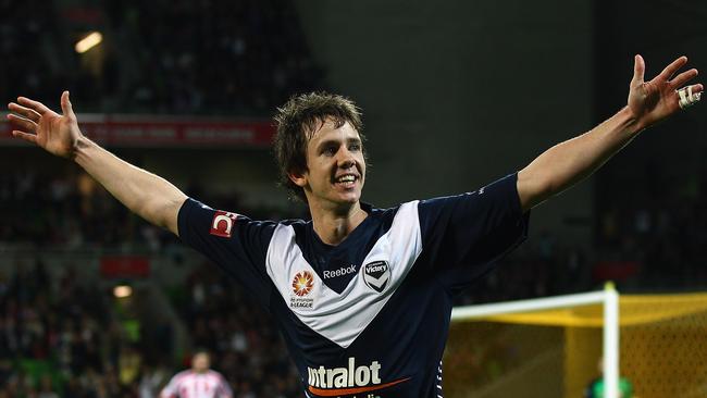 Robbie Kruse wants to finish his career at former club Melbourne Victory.