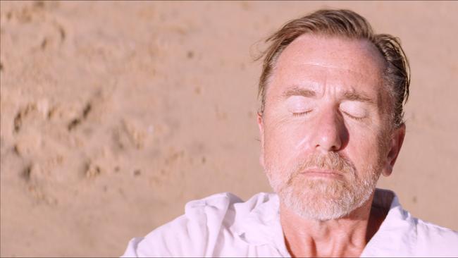 Tim Roth in the fiim Sundown